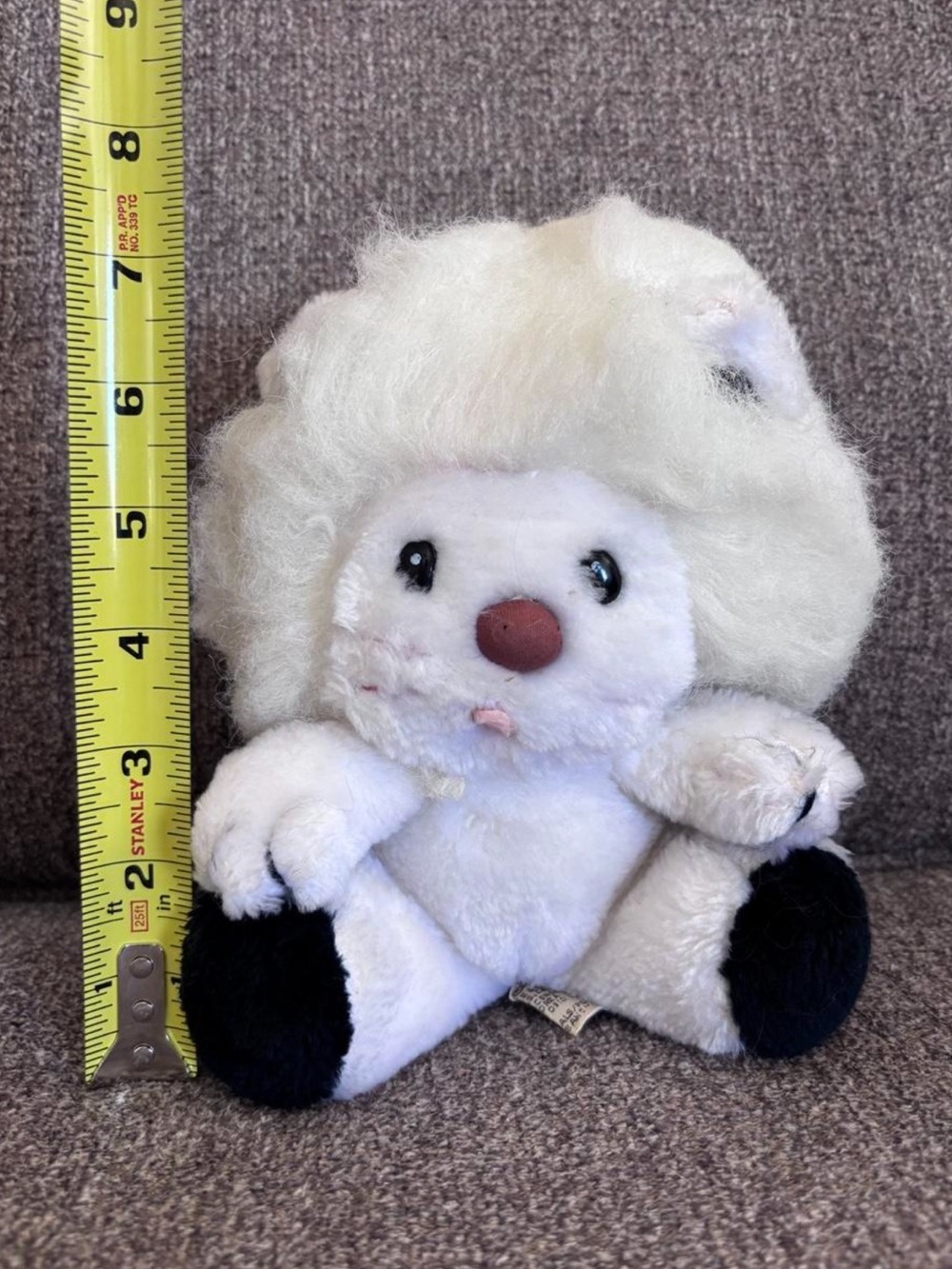 Vintage 1980s Applause Bandy the Lion plush